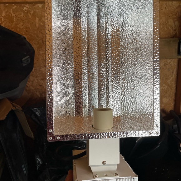 2 full sets of grow equipment - Picture 4 of 13